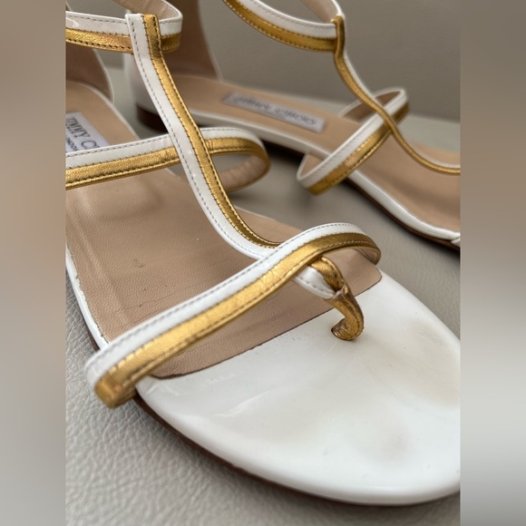 Jimmy Choo
Tabitha Flat Thong Sandal, White/Gold - Picture 4 of 9